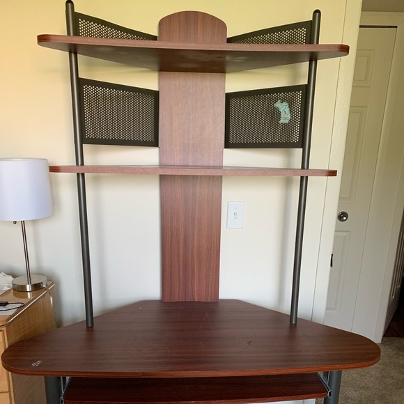 Computer Desk - Picture 2 of 3